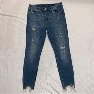 Lucky Brand Distressed Ava Skinny Size 4/27